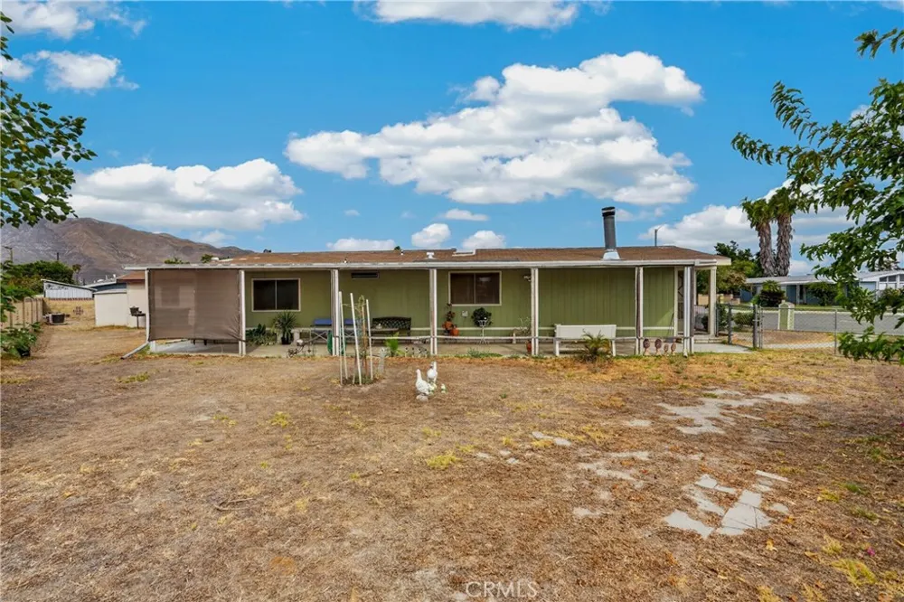 209 Flora vista Street San Jacinto, CA 92582