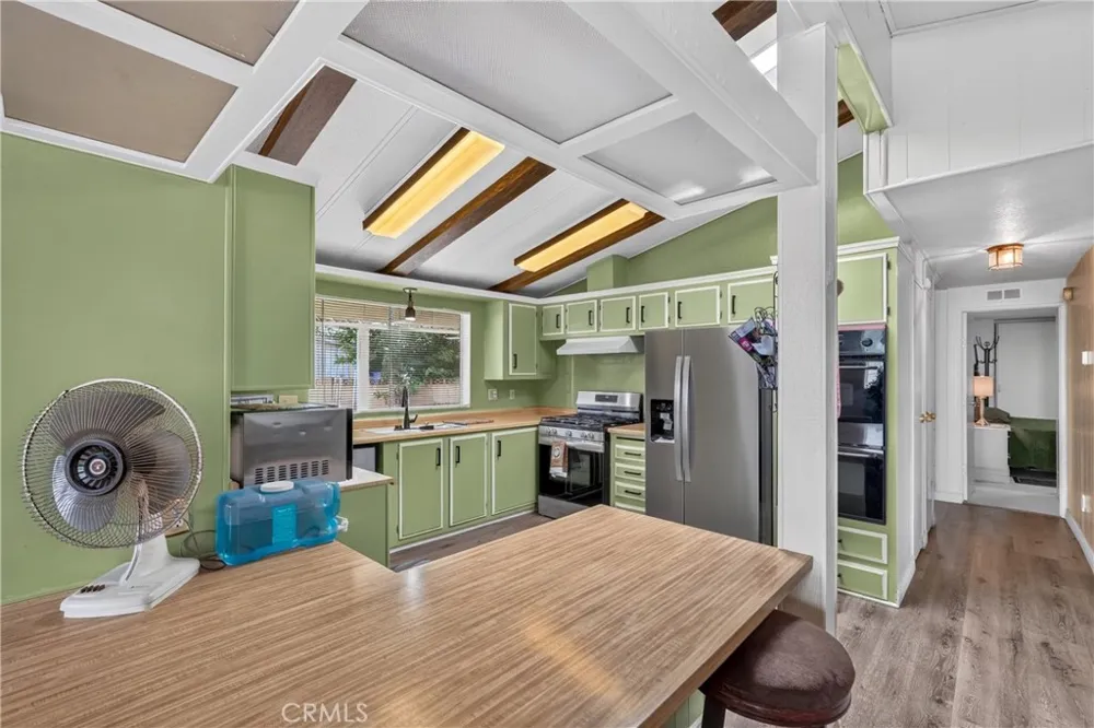 209 Flora vista Street San Jacinto, CA 92582