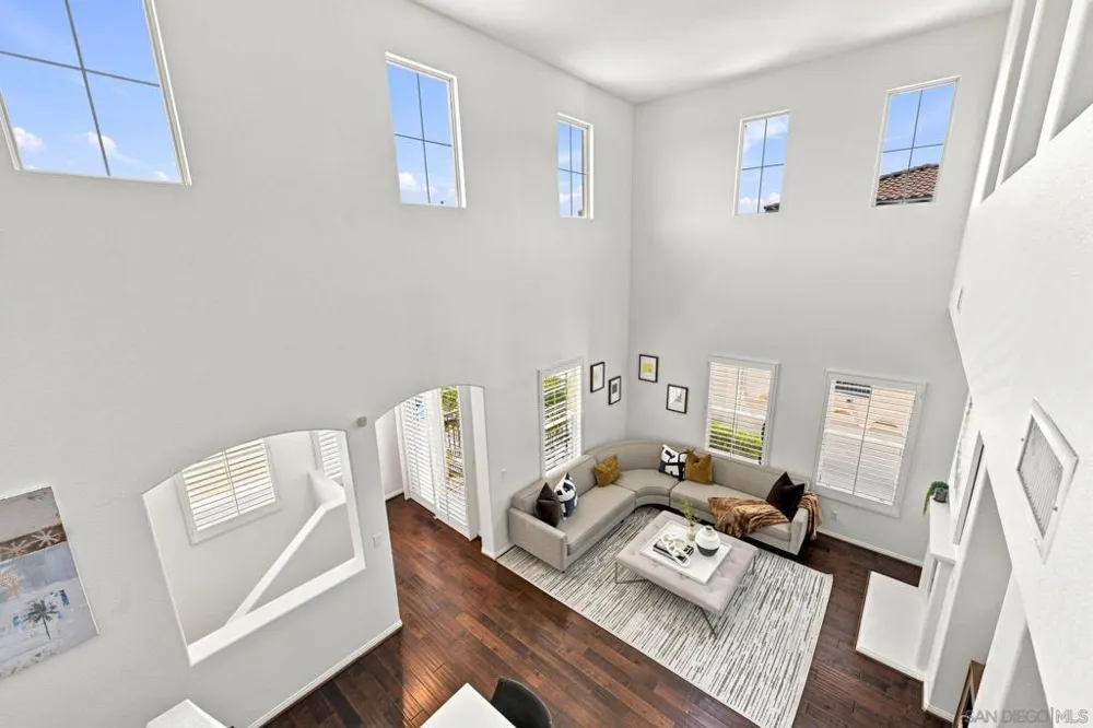 2733 Piantino Circle San Diego, CA 92108