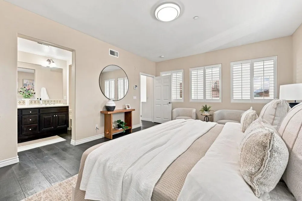 2733 Piantino Circle San Diego, CA 92108