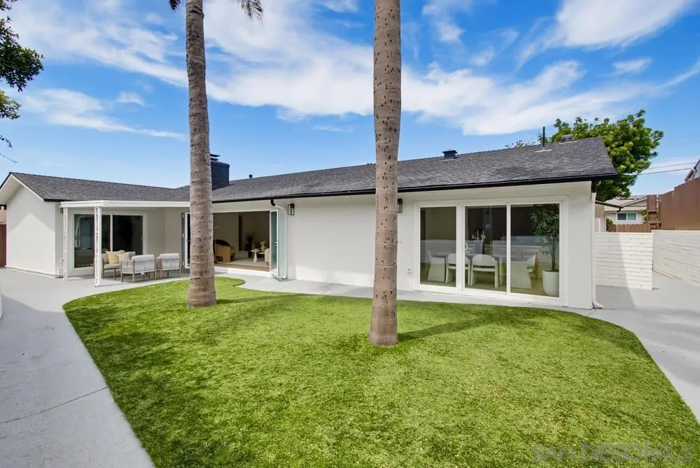 6183 Rockhurst San Diego, CA 92120