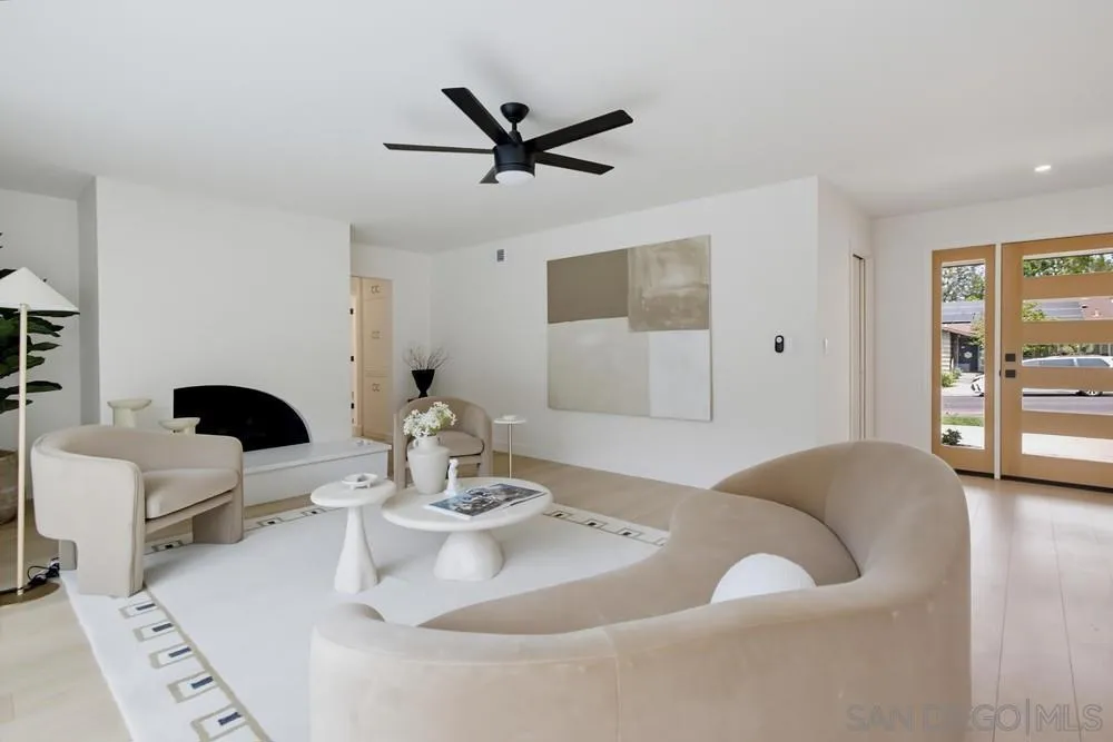6183 Rockhurst San Diego, CA 92120