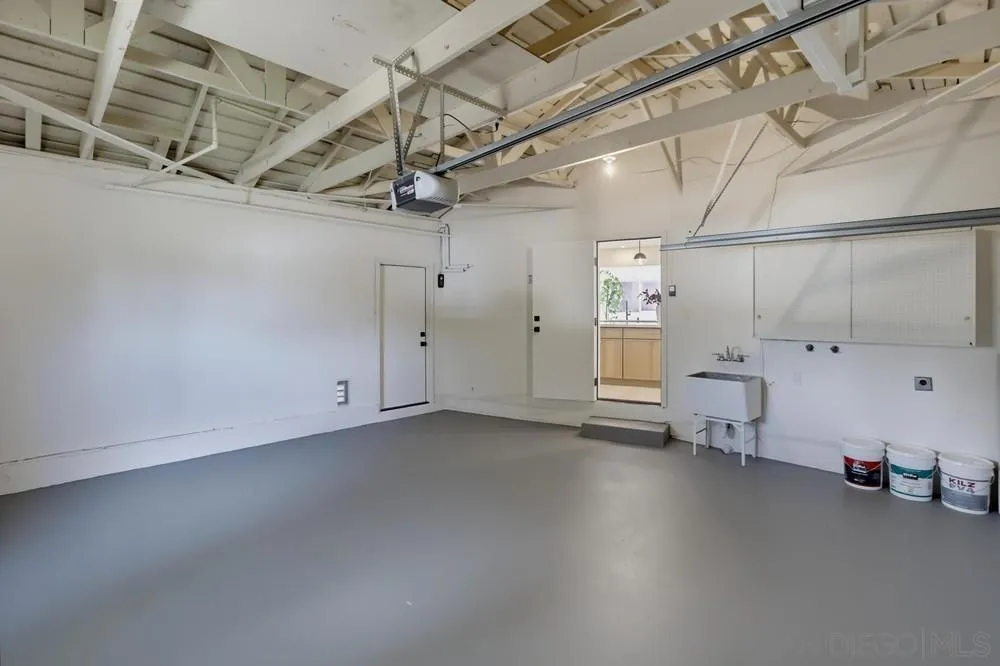 6183 Rockhurst San Diego, CA 92120