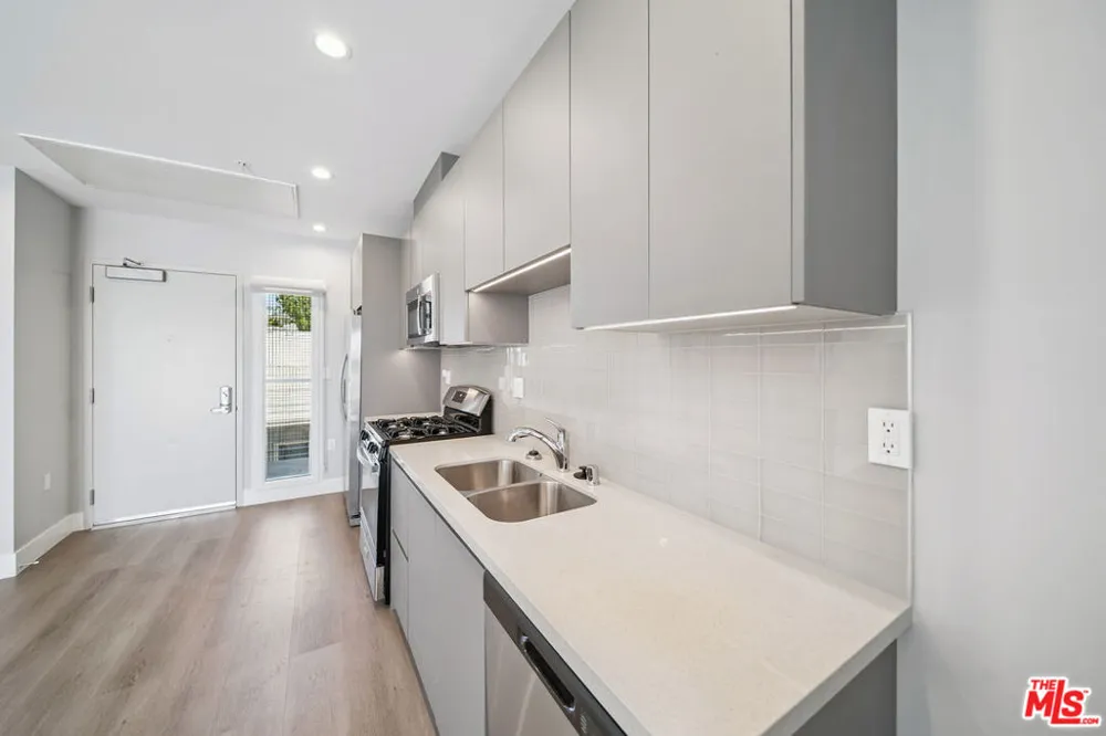 1223 Hayworth Avenue #9 West Hollywood, CA 90046