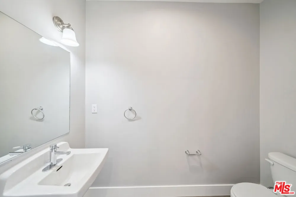 1223 Hayworth Avenue #9 West Hollywood, CA 90046