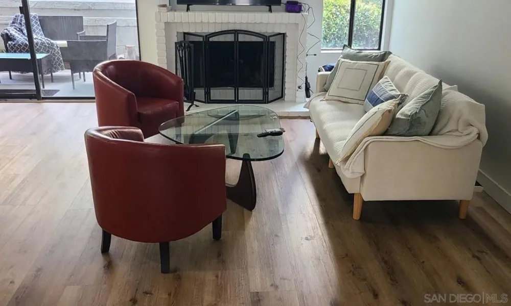 546 VIA DE LA VALLE #F Solana Beach, CA 92075