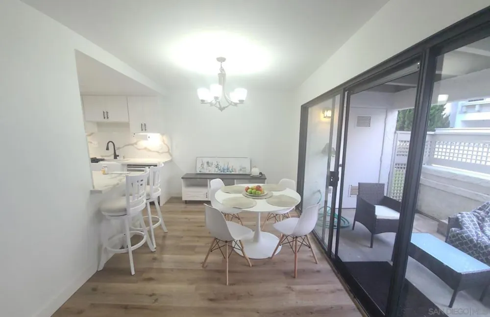 546 VIA DE LA VALLE #F Solana Beach, CA 92075