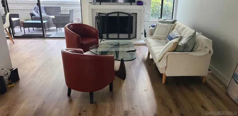 546 VIA DE LA VALLE #F Solana Beach, CA 92075
