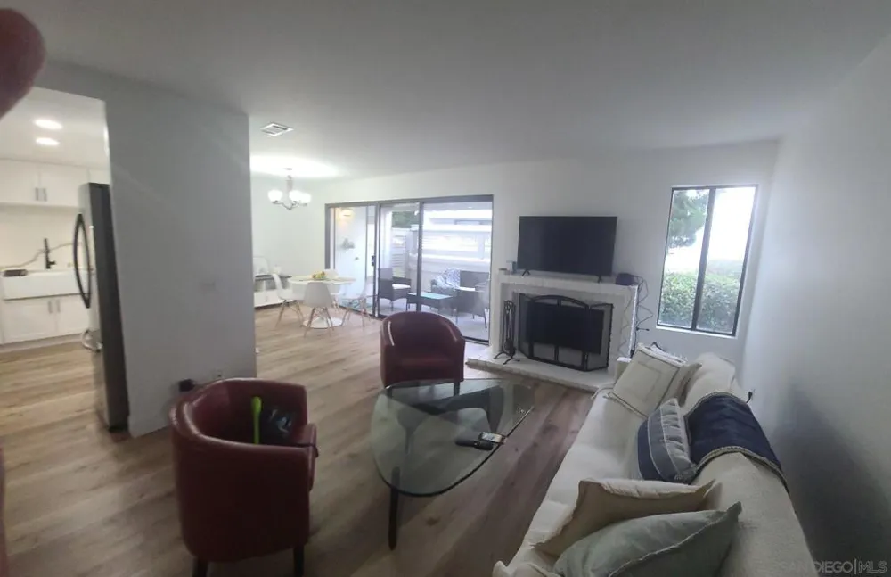 546 VIA DE LA VALLE #F Solana Beach, CA 92075