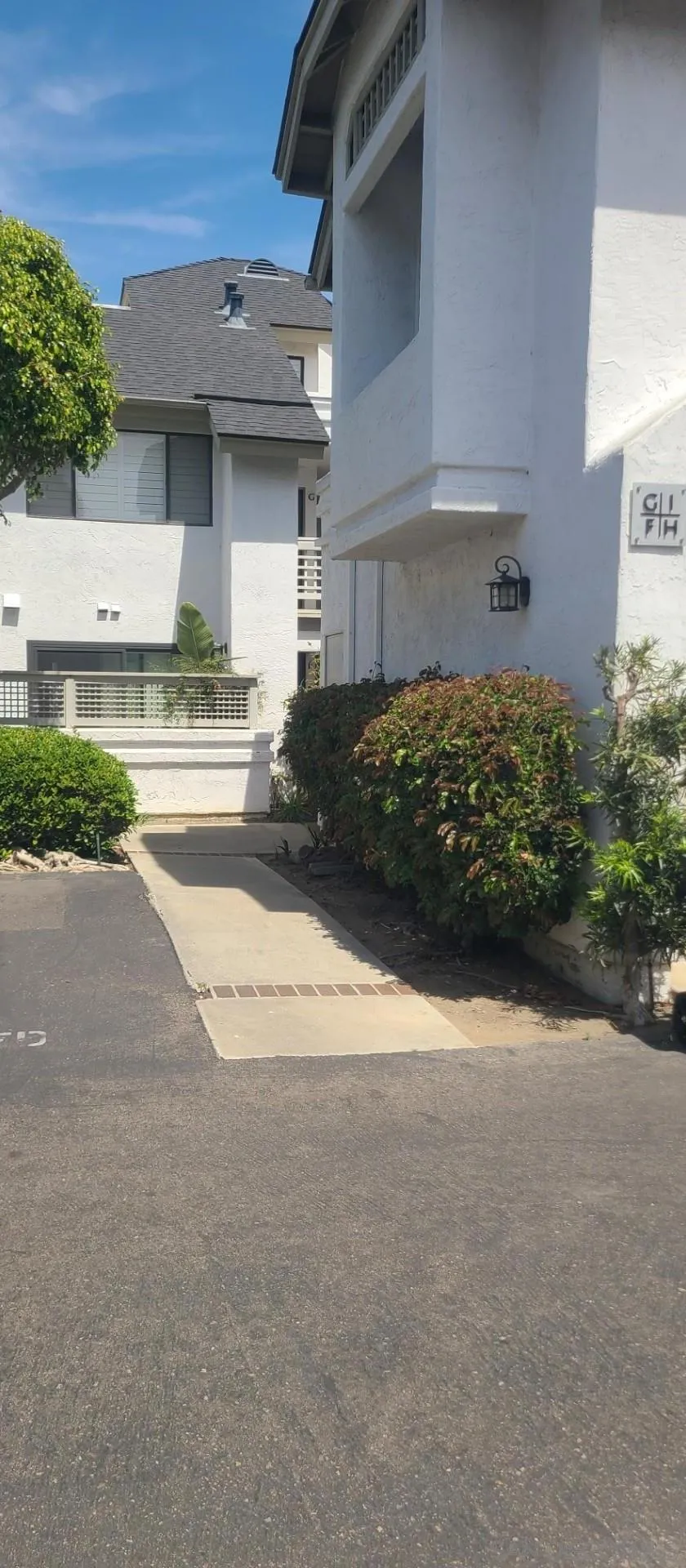 546 VIA DE LA VALLE #F Solana Beach, CA 92075