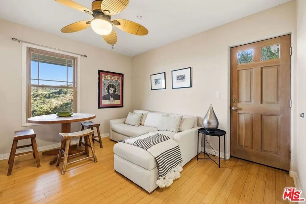 20634 Medley Lane Topanga, CA 90290