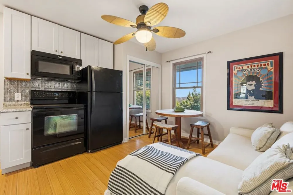 20634 Medley Lane Topanga, CA 90290