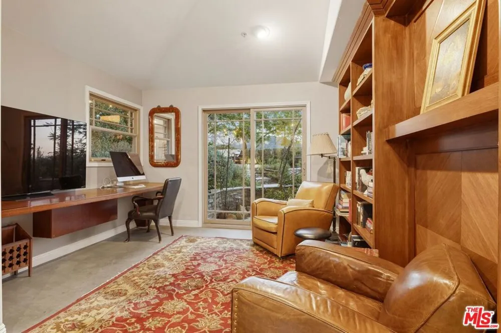 20634 Medley Lane Topanga, CA 90290
