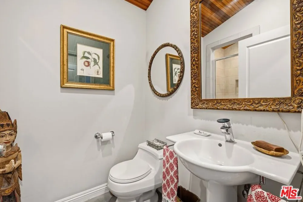 20634 Medley Lane Topanga, CA 90290