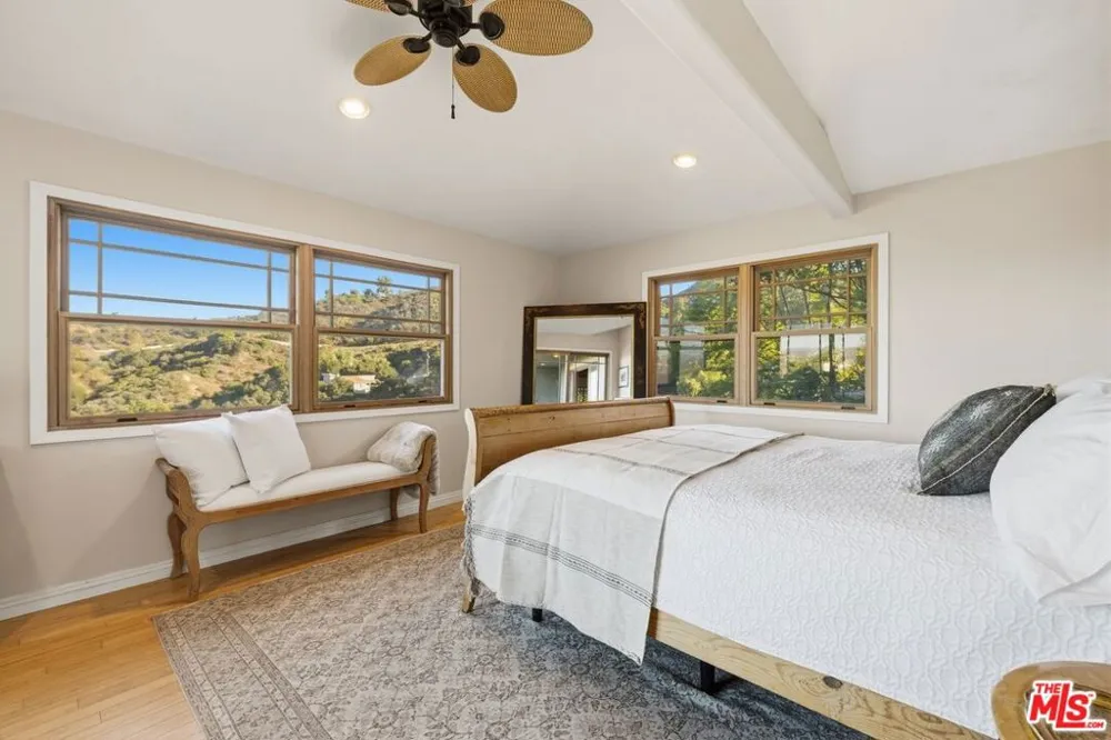 20634 Medley Lane Topanga, CA 90290