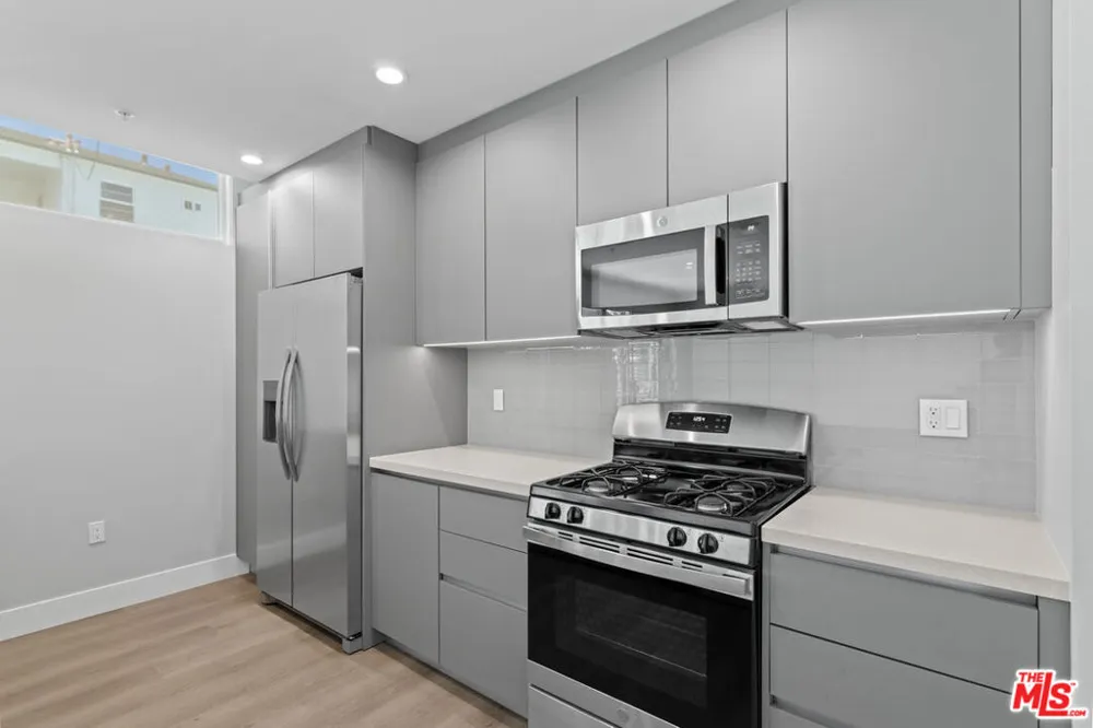1223 Hayworth Avenue #3 West Hollywood, CA 90046
