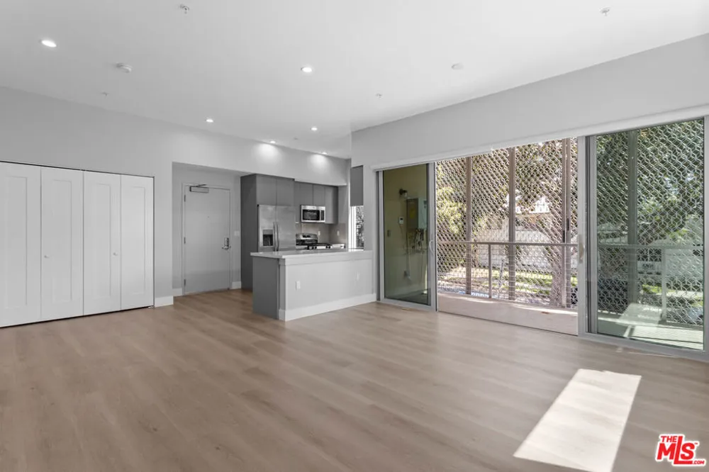 1223 Hayworth Avenue #3 West Hollywood, CA 90046
