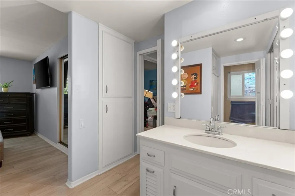 2244 Via Puerta #P Laguna Woods, CA 92637