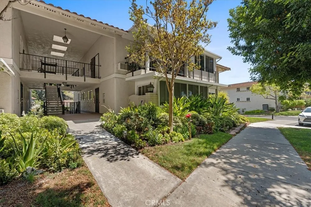 2244 Via Puerta #P Laguna Woods, CA 92637