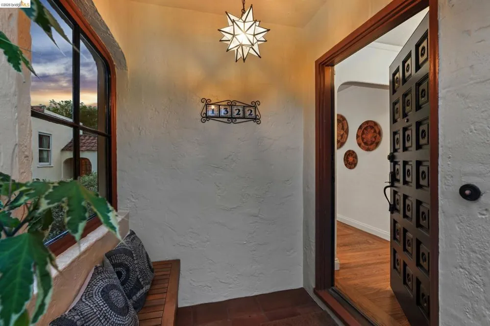 1322 Stannage Ave Berkeley, CA 94702