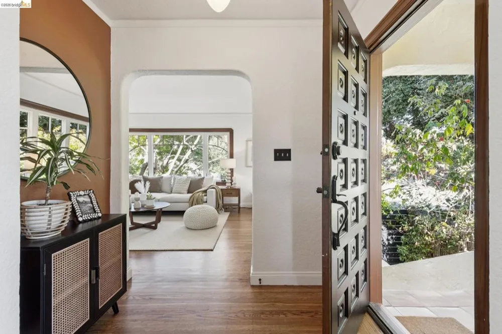 1322 Stannage Ave Berkeley, CA 94702