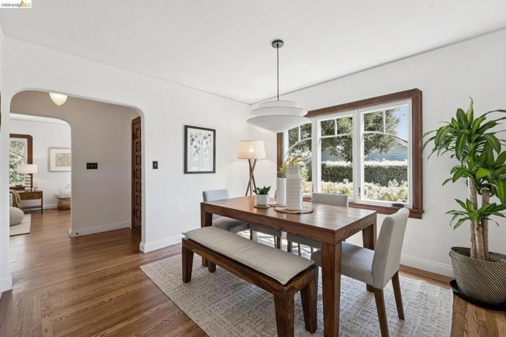 1322 Stannage Ave Berkeley, CA 94702
