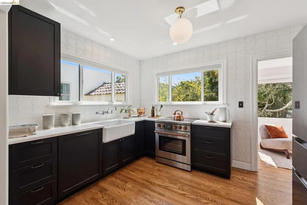 1322 Stannage Ave Berkeley, CA 94702