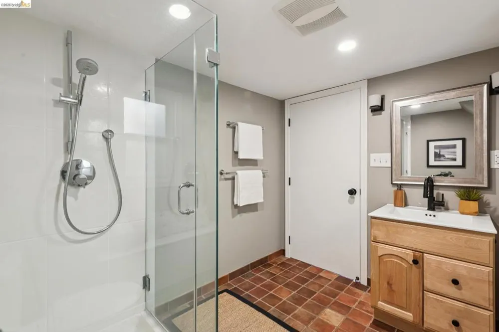 1322 Stannage Ave Berkeley, CA 94702