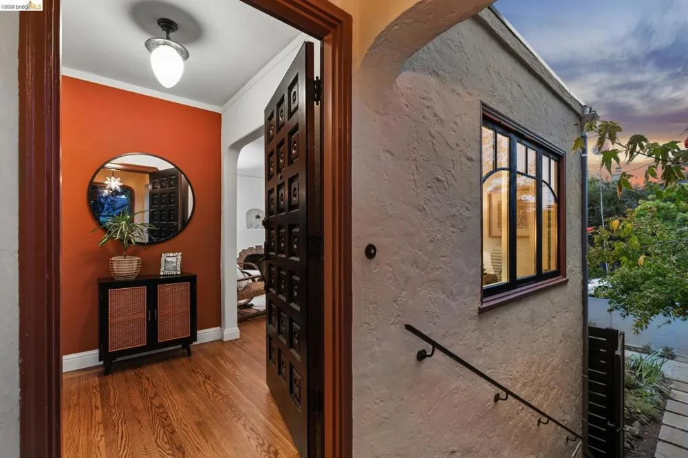 1322 Stannage Ave Berkeley, CA 94702