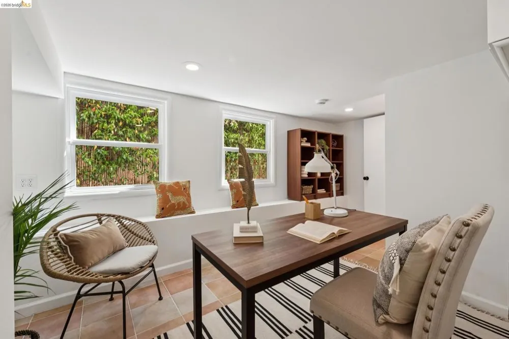 1322 Stannage Ave Berkeley, CA 94702