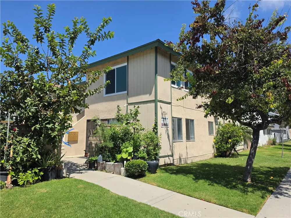 1034 El Camino Costa Mesa, CA 92626