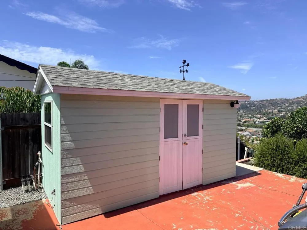 10032 Cristobal Drive Spring Valley, CA 91977