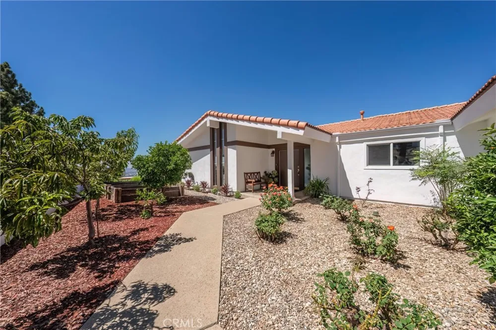 2817 Mountain Avenue Claremont, CA 91711