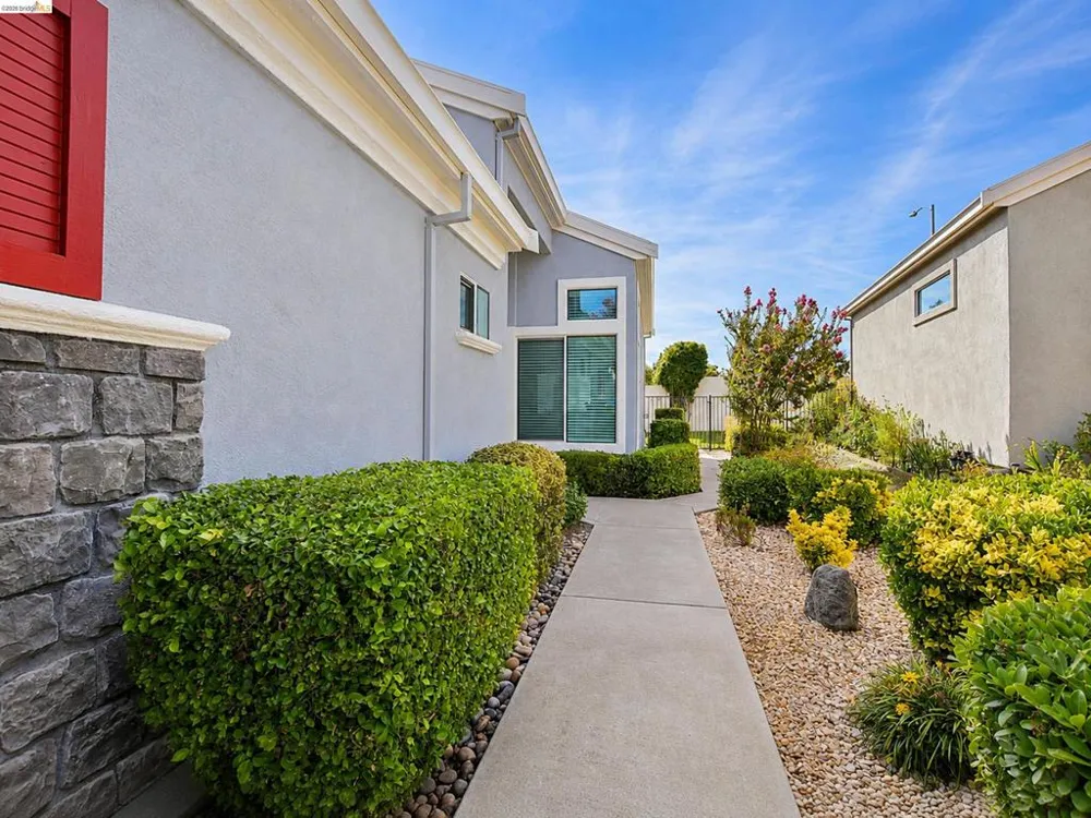 1926 Crispin Drive Brentwood, CA 94513