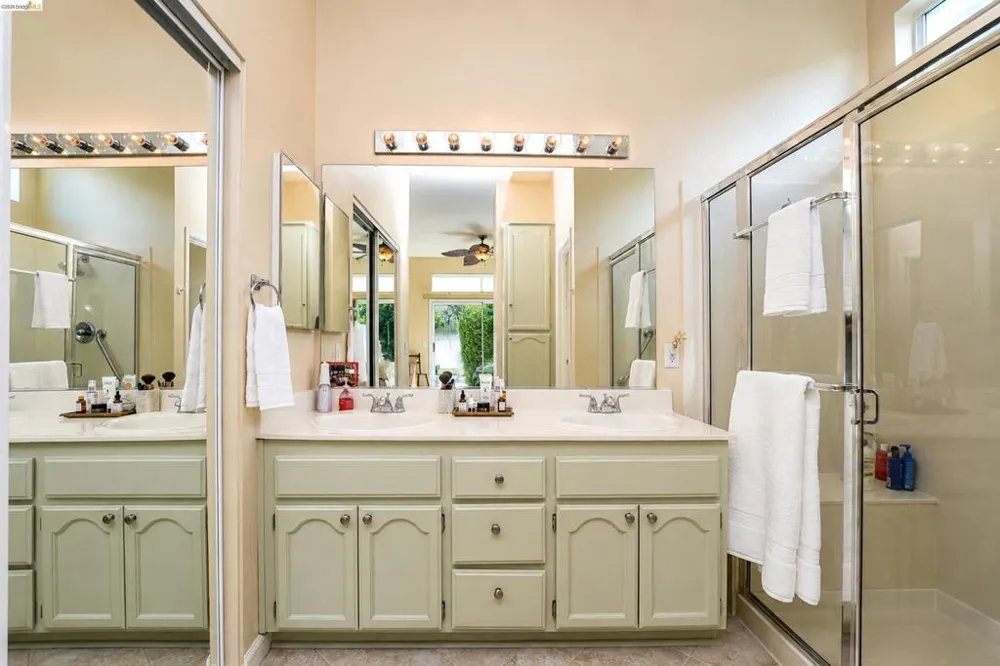 1926 Crispin Drive Brentwood, CA 94513