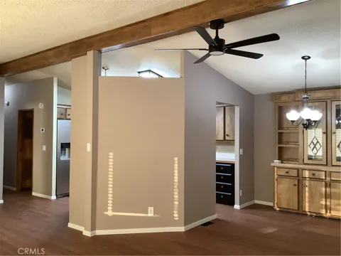 1300 W Menlo Avenue #200