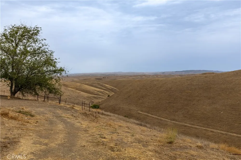 4650 Rolling Hills Paso Robles, CA 93446