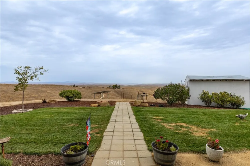 4650 Rolling Hills Paso Robles, CA 93446