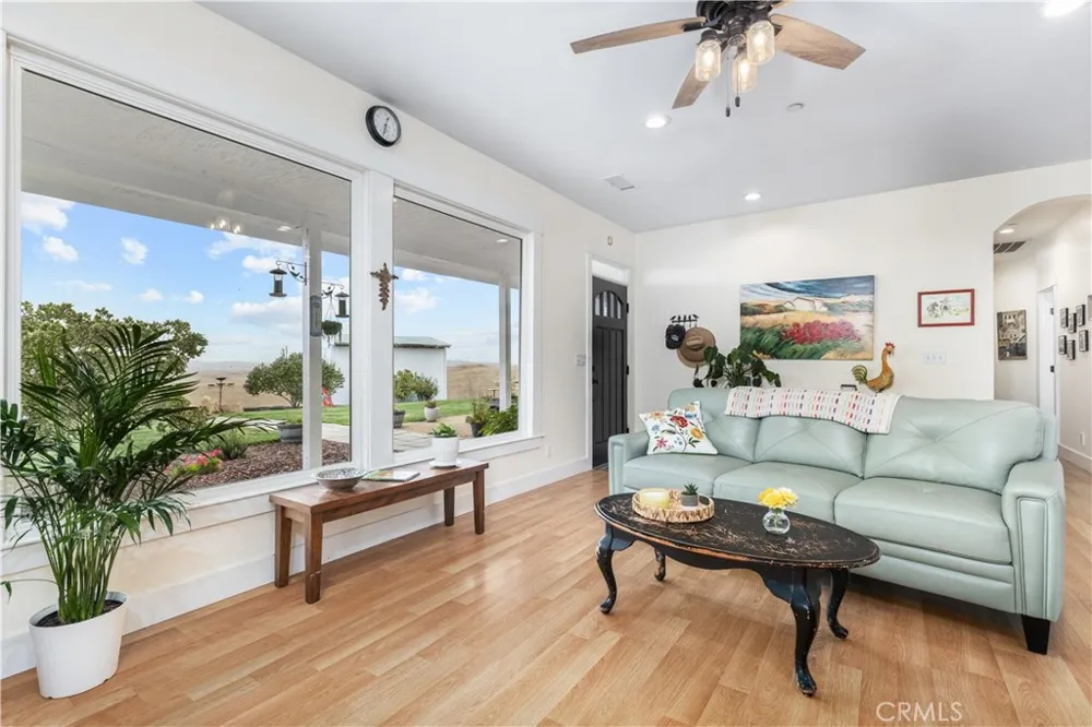 4650 Rolling Hills Paso Robles, CA 93446