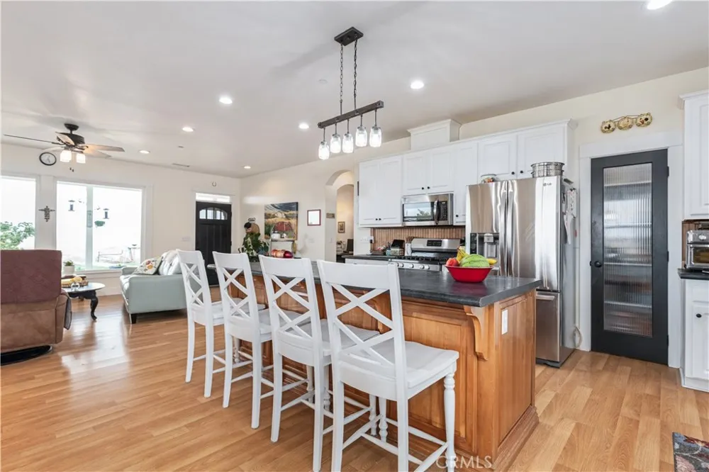 4650 Rolling Hills Paso Robles, CA 93446