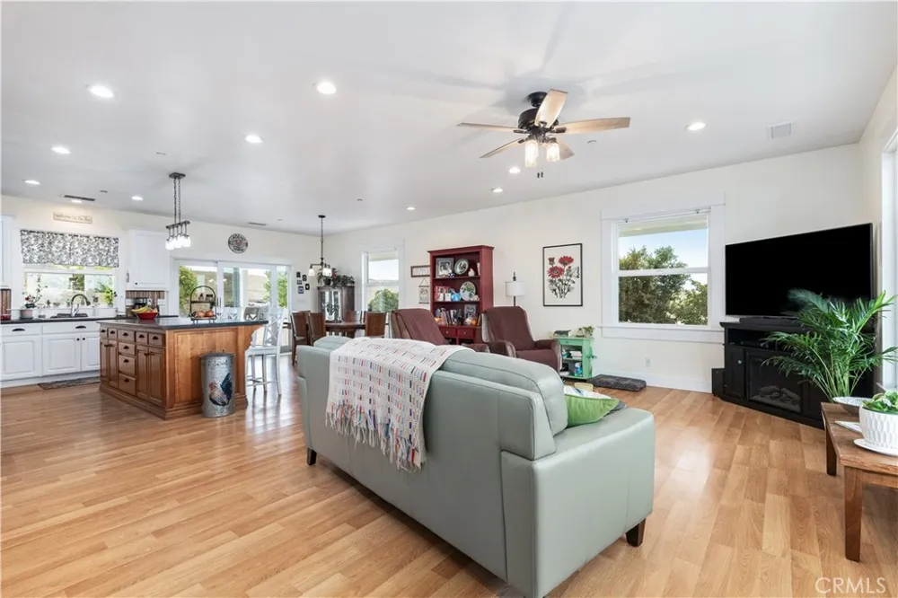 4650 Rolling Hills Paso Robles, CA 93446