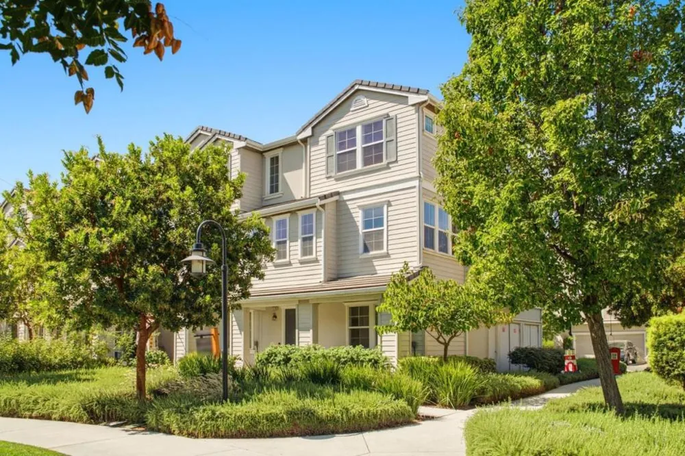 1218 Mesquite Lane Morgan Hill, CA 95037