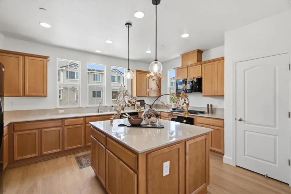 1218 Mesquite Lane Morgan Hill, CA 95037
