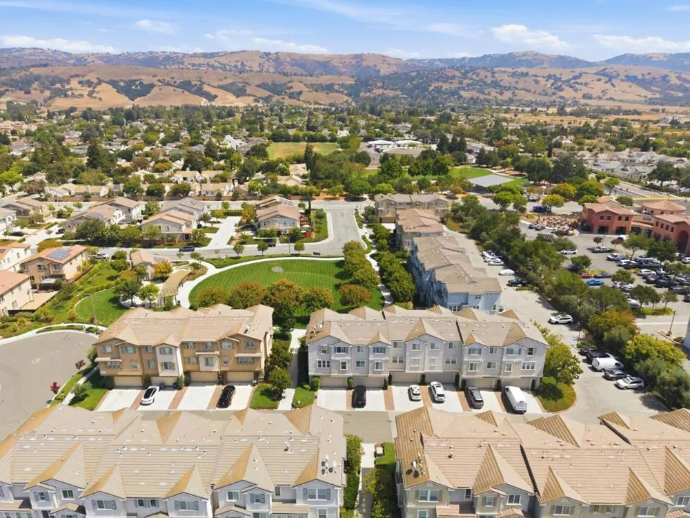 1218 Mesquite Lane Morgan Hill, CA 95037