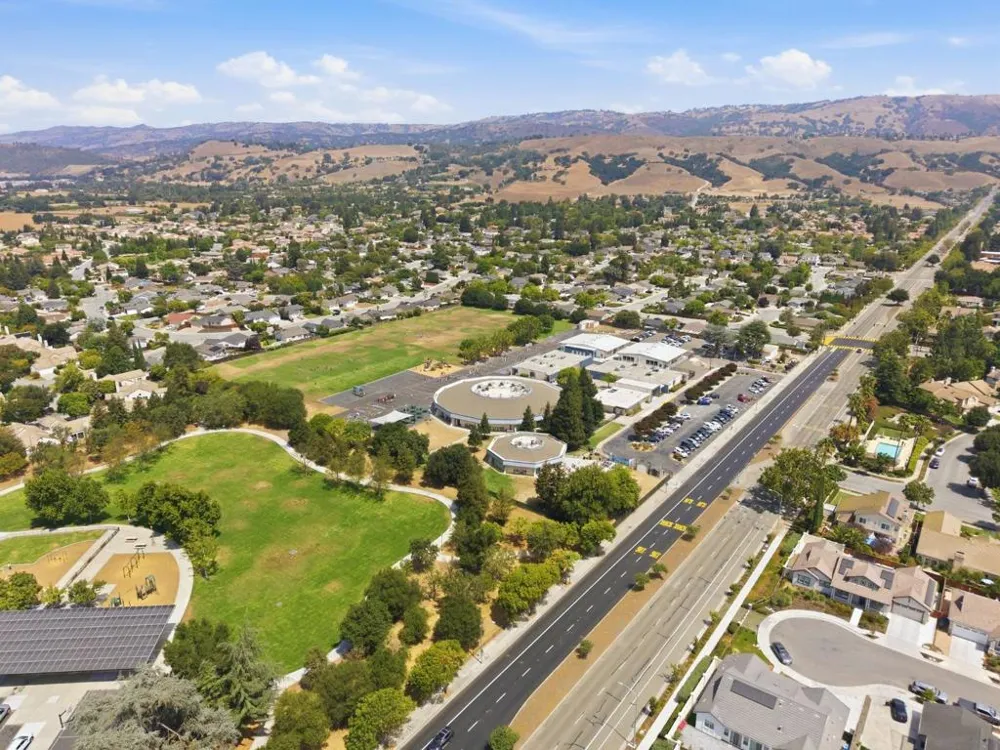 1218 Mesquite Lane Morgan Hill, CA 95037