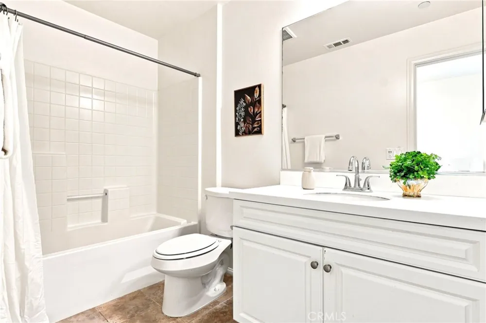 184 Royal Upland, CA 91786