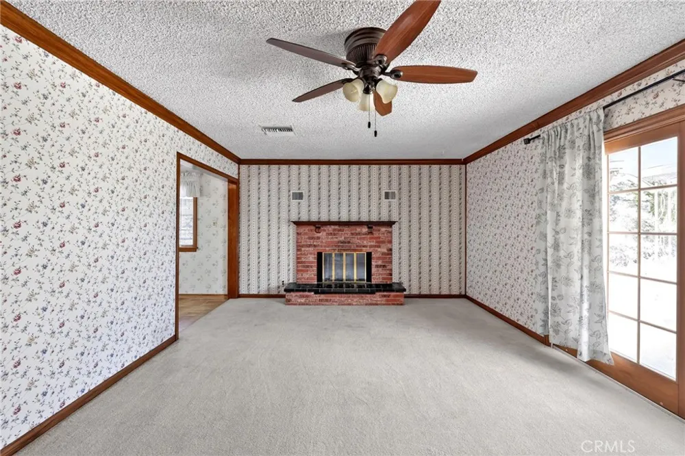 3804 Laverne Bakersfield, CA 93309