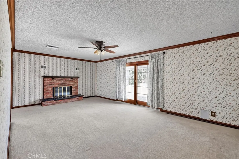 3804 Laverne Bakersfield, CA 93309