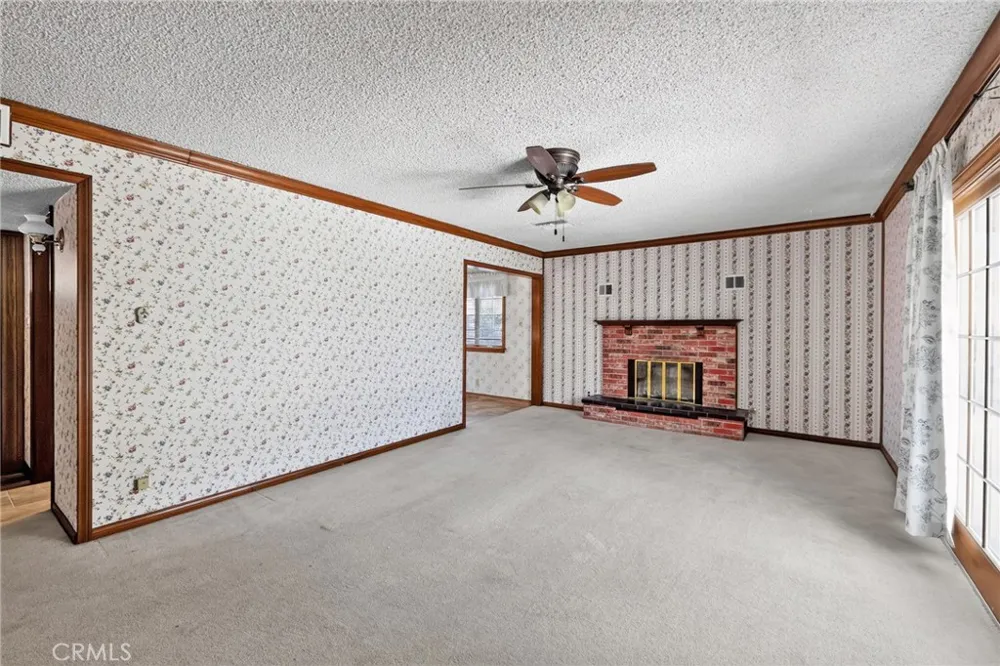 3804 Laverne Bakersfield, CA 93309