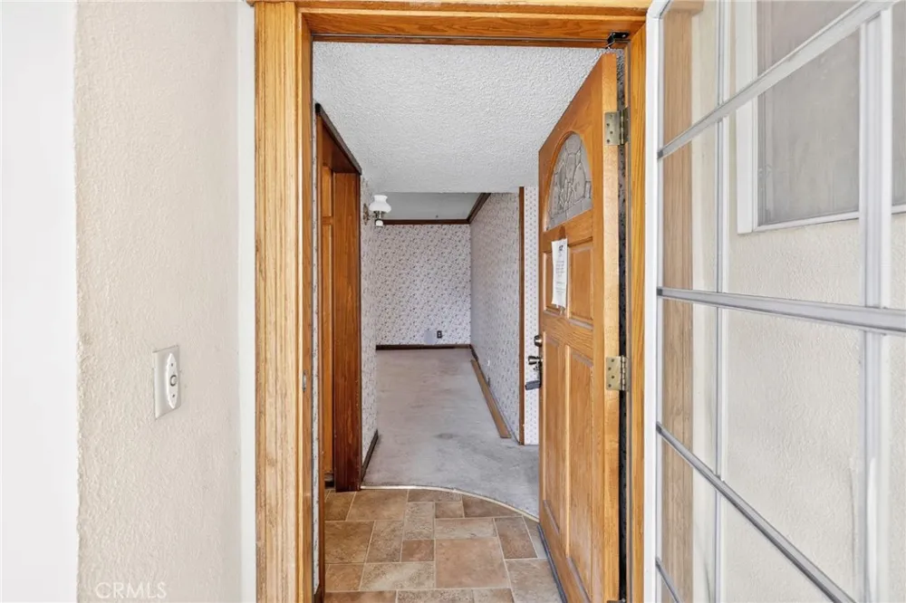 3804 Laverne Bakersfield, CA 93309